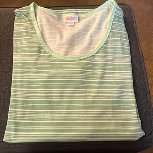 LuLaRoe Short Sleeve T-Shirt